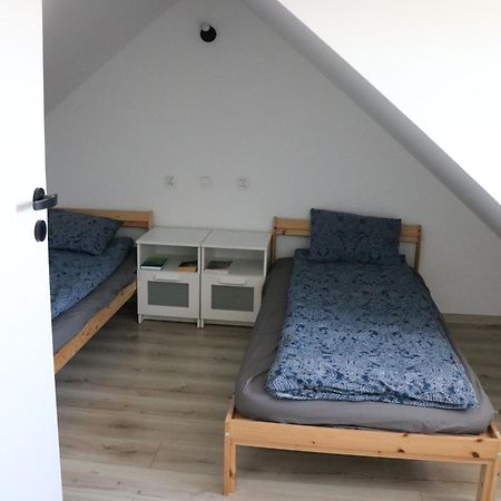 Domki Bukowy Las Rewa Eksteriør bilde